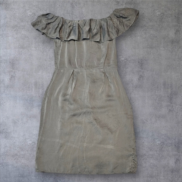 Banana Republic Olive Green 100% Silk Off‎ the Shoulder Mini Dress Size 0 H42 - Picture 1 of 11